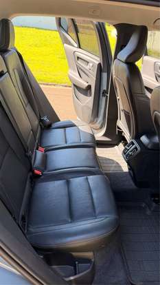 VOLVO-XC40-2020