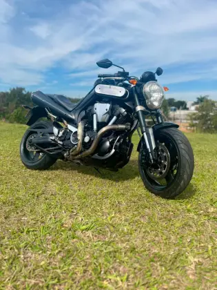 YAMAHA MT-01 