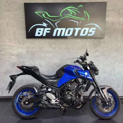 YAMAHA MT-03 ABS YAMAHA MT-03 ABS
