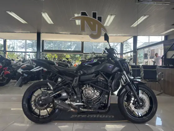 YAMAHA MT-07 ABS YAMAHA MT-07 ABS