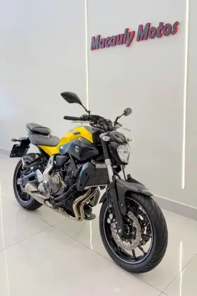 YAMAHA MT-07 ABS YAMAHA MT-07 ABS