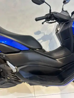 YAMAHA-NMAX CONNECTED 160 ABS-2023