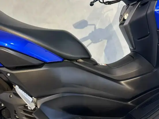YAMAHA-NMAX CONNECTED 160 ABS YAMAHA-NMAX CONNECTED 160 ABS-2023