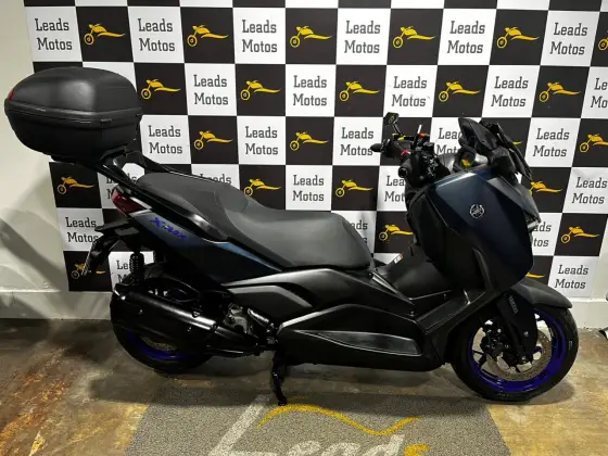 YAMAHA XMAX 250 CONNECTED ABS 