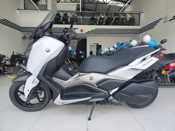 YAMAHA XMAX 250 CONNECTED ABS YAMAHA XMAX 250 CONNECTED ABS