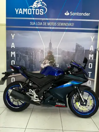 YAMAHA YZF R15 YAMAHA YZF R15