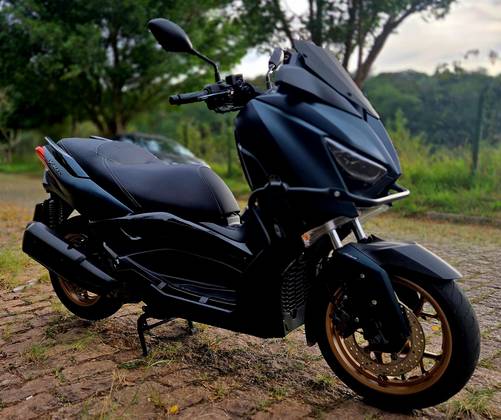 YAMAHA XMAX ABS 