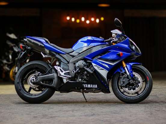 YAMAHA-YZF R1-2008