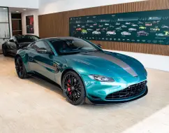 ASTON MARTIN VANTAGE 4.0 V8 TURBO GASOLINA F1 EDITION COUPÉ AUTOMÁTICO ASTON MARTIN VANTAGE 4.0 V8 TURBO GASOLINA F1 EDITION COUPÉ AUTOMÁTICO