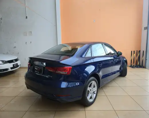 AUDI-A3-2017