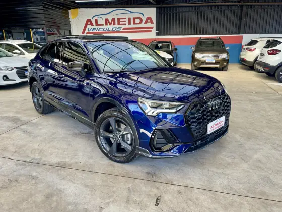 AUDI Q3 2.0 40 TFSI GASOLINA SPORTBACK PERFORMANCE BLACK QUATTRO TIPTRONIC AUDI Q3 2.0 40 TFSI GASOLINA SPORTBACK PERFORMANCE BLACK QUATTRO TIPTRONIC
