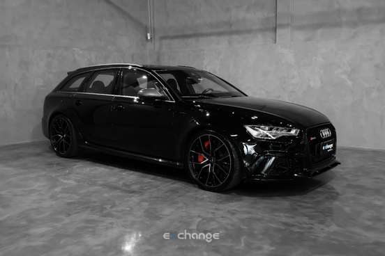 AUDI-RS6-2017