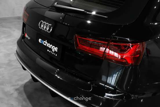 AUDI-RS6-2017