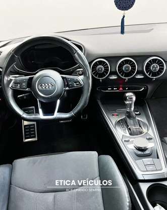 AUDI-TT-2015
