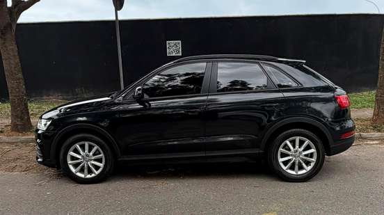 AUDI-Q3-2017