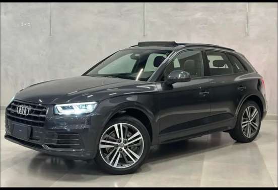 AUDI-Q5-2.0 TFSI GASOLINA AMBITION S TRONIC AUDI-Q5-2018