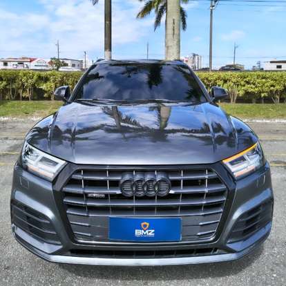 AUDI-Q5-2020