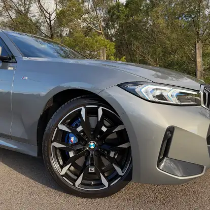 BMW-320i-2026