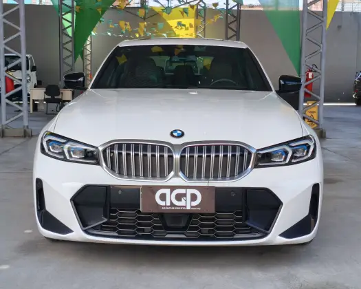 BMW 320i 2.0 16V TURBO FLEX M SPORT AUTOMÁTICO BMW 320i 2.0 16V TURBO FLEX M SPORT AUTOMÁTICO