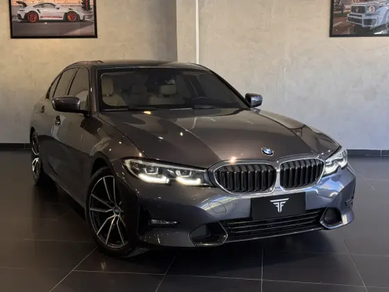 BMW 320i 2.0 16V TURBO GASOLINA SPORT AUTOMÁTICO BMW 320i 2.0 16V TURBO GASOLINA SPORT AUTOMÁTICO