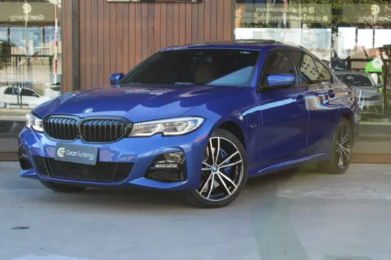 BMW 330e 2.0 16V TURBO HÍBRIDO M SPORT AUTOMÁTICO BMW 330e 2.0 16V TURBO HÍBRIDO M SPORT AUTOMÁTICO