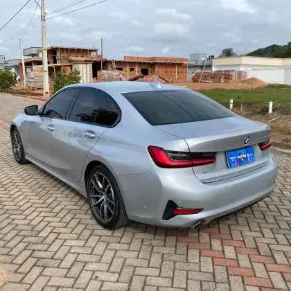 BMW 330i 2.0 16V TURBO GASOLINA SPORT AUTOMÁTICO BMW 330i 2.0 16V TURBO GASOLINA SPORT AUTOMÁTICO