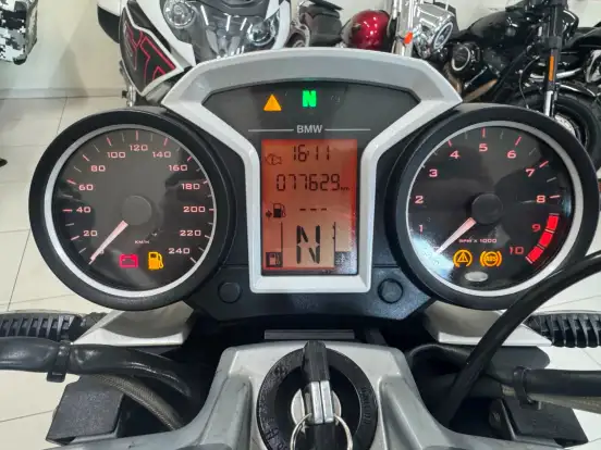 BMW-R 1200 R CLASSIC BMW-R 1200 R CLASSIC-2012