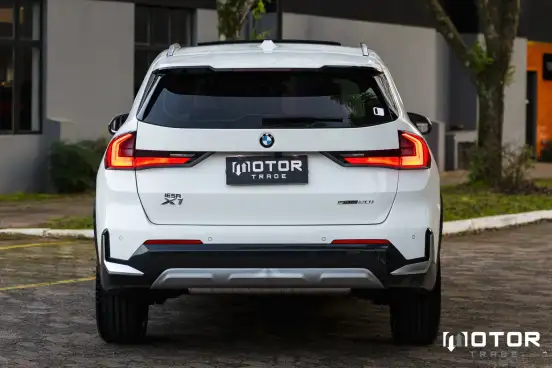 BMW-X1-2023