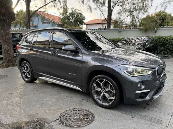 BMW-X1-2.0 16V TURBO ACTIVEFLEX SDRIVE20I X-LINE 4P AUTOMÁTICO BMW-X1-2017