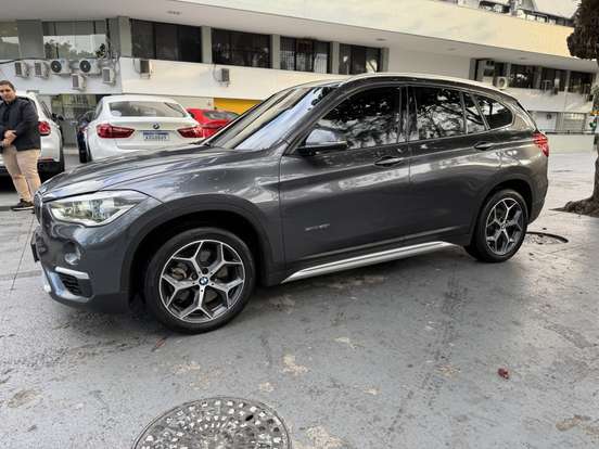 BMW-X1-2.0 16V TURBO ACTIVEFLEX SDRIVE20I X-LINE 4P AUTOMÁTICO BMW-X1-2017