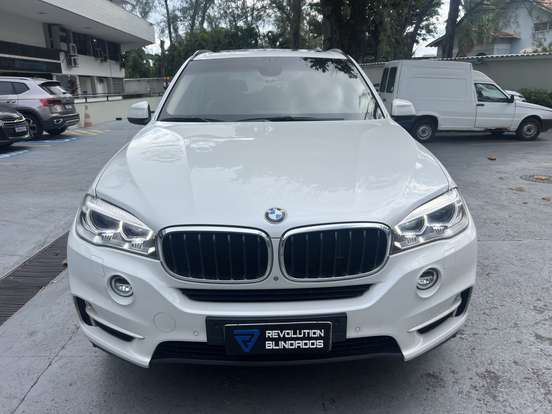 BMW-X5-2016