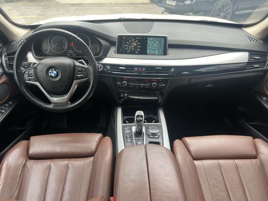 BMW-X5-3.0 4X4 30D I6 TURBO DIESEL 4P AUTOMÁTICO BMW-X5-2016