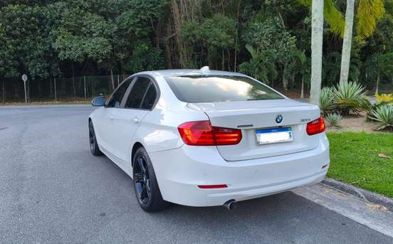 BMW-320i-2.0 16V TURBO ACTIVE FLEX 4P AUTOMÁTICO BMW-320i-2015