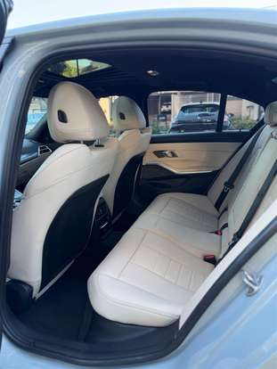 BMW-320i-2024