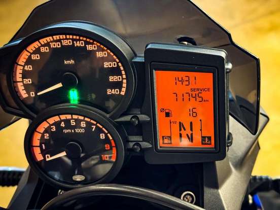 BMW-F 800 R BMW-F 800 R-2015