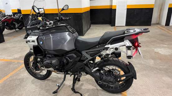 BMW-R 1300 GS ADVENTURE TRIPLE BLACK BMW-R 1300 GS ADVENTURE TRIPLE BLACK-2025