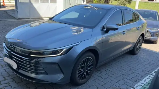 BYD KING 1.5 DM-I PHEV GS AUTOMÁTICO BYD KING 1.5 DM-I PHEV GS AUTOMÁTICO