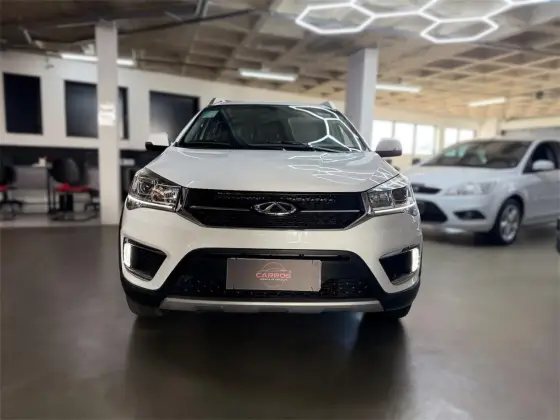 CAOA CHERY TIGGO 2 1.5 MPFI 16V FLEX LOOK 4P MANUAL CAOA CHERY TIGGO 2 1.5 MPFI 16V FLEX LOOK 4P MANUAL