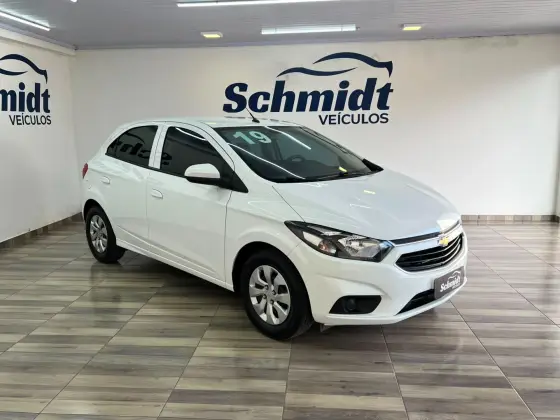 CHEVROLET ONIX 1.0 MPFI LT 8V FLEX 4P MANUAL CHEVROLET ONIX 1.0 MPFI LT 8V FLEX 4P MANUAL