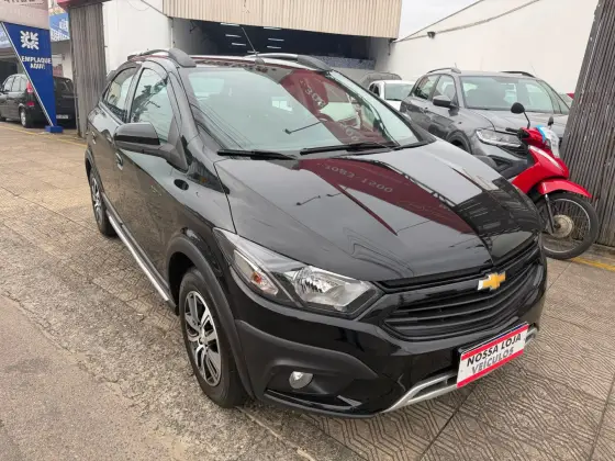 CHEVROLET ONIX 1.4 MPFI ACTIV 8V FLEX 4P AUTOMÁTICO CHEVROLET ONIX 1.4 MPFI ACTIV 8V FLEX 4P AUTOMÁTICO