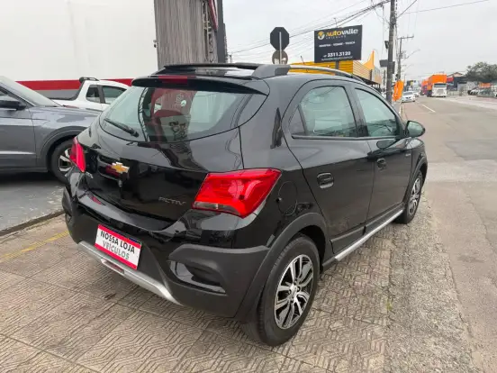 CHEVROLET-ONIX-1.4 MPFI ACTIV 8V FLEX 4P AUTOMÁTICO CHEVROLET-ONIX-2017
