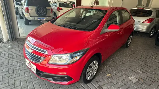 CHEVROLET ONIX 1.4 MPFI LT 8V FLEX 4P MANUAL CHEVROLET ONIX 1.4 MPFI LT 8V FLEX 4P MANUAL