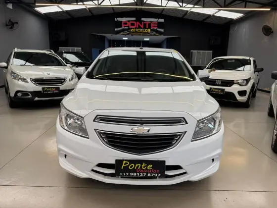 CHEVROLET ONIX 1.4 MPFI LT 8V FLEX 4P MANUAL CHEVROLET ONIX 1.4 MPFI LT 8V FLEX 4P MANUAL