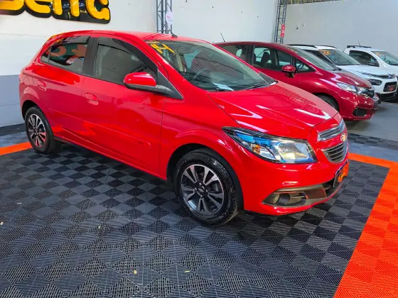 CHEVROLET ONIX 1.4 MPFI LTZ 8V FLEX 4P MANUAL CHEVROLET ONIX 1.4 MPFI LTZ 8V FLEX 4P MANUAL
