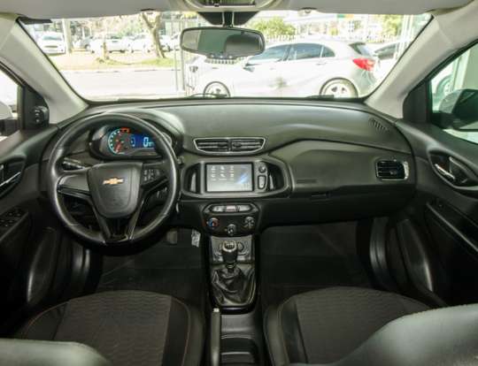 CHEVROLET-ONIX-2017