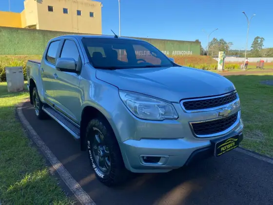 CHEVROLET S10 2.8 LT 4X4 CD 16V TURBO DIESEL 4P MANUAL