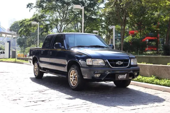 CHEVROLET S10 4.3 SFI EXCUTIVE 4X2 CD V6 12V GASOLINA 4P AUTOMÁTICO CHEVROLET S10 4.3 SFI EXCUTIVE 4X2 CD V6 12V GASOLINA 4P AUTOMÁTICO
