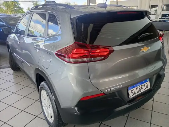 CHEVROLET-TRACKER-2022