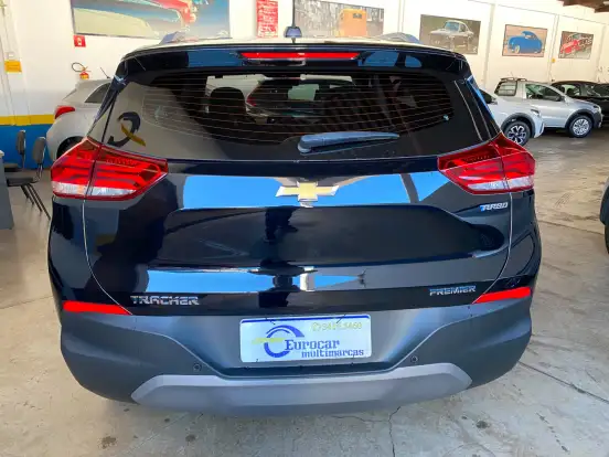 CHEVROLET-TRACKER-2024
