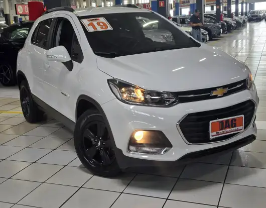CHEVROLET-TRACKER-2018